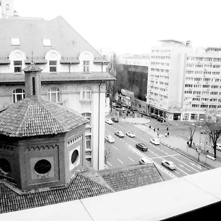 아파트 Ambiance And Vew In Center 부쿠레슈티