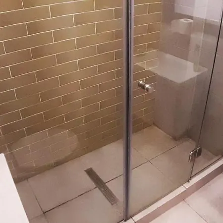 Ambiance And Vew In Center דירה *