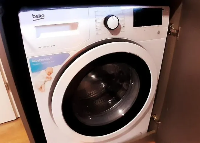 Ambiance And Vew In Center *