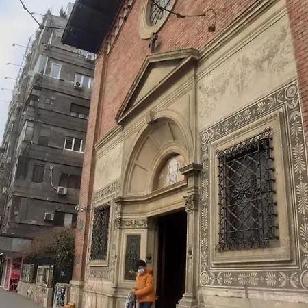 Ambiance And Vew In Center * Бухарест